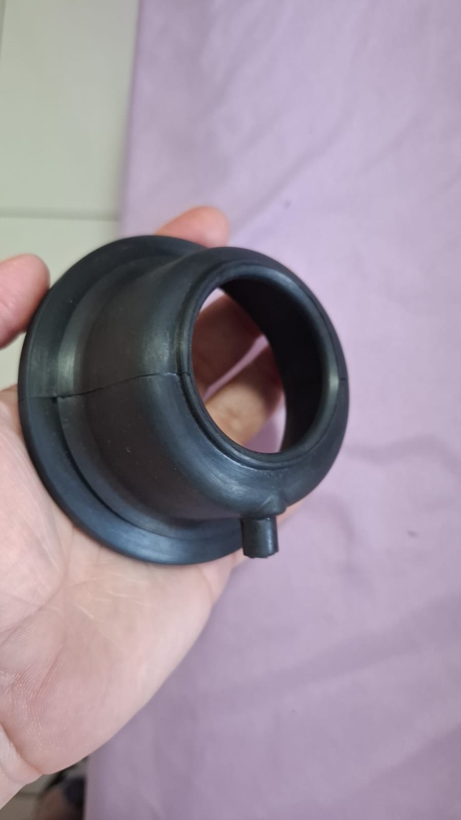 BORRACHA BOCAL DO TANQUE VARIANT TL FRENTE BAIXA