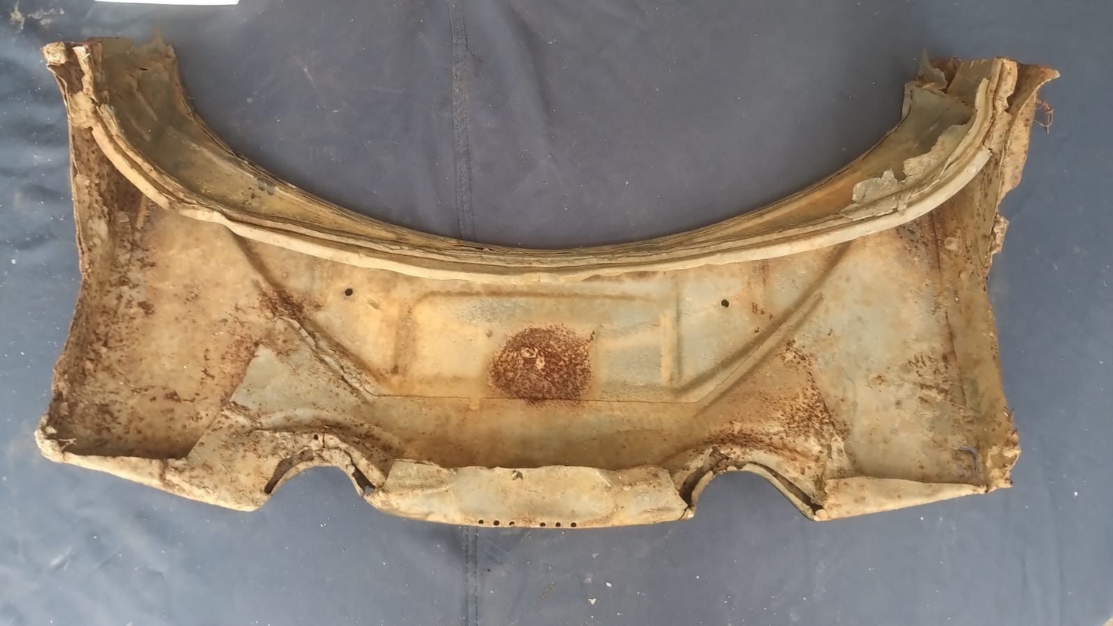 SAIA TRASEIRA H FUSCA OVAL E SPLIT — foto 2