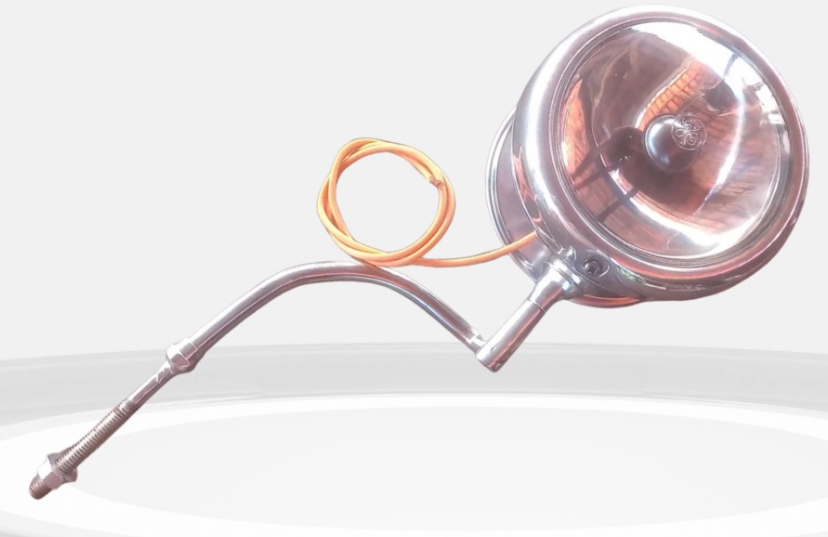 Farol “ Caça Mulata “ c/ retrovisor