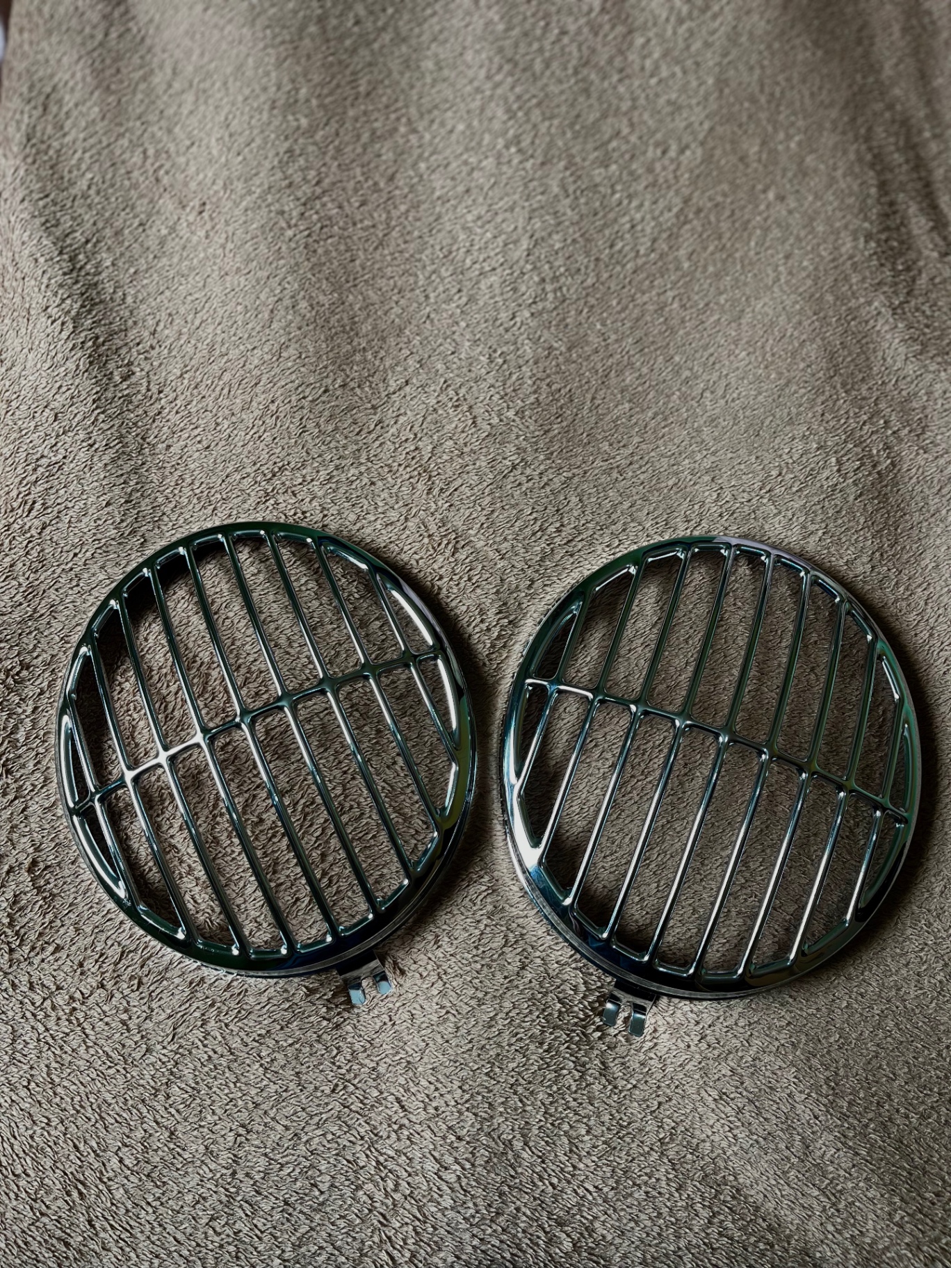 Grade Anti pedra Inox p/ farol olho de boi Fusca/ Kombi corujinha AAC Aircooled Accessories Company