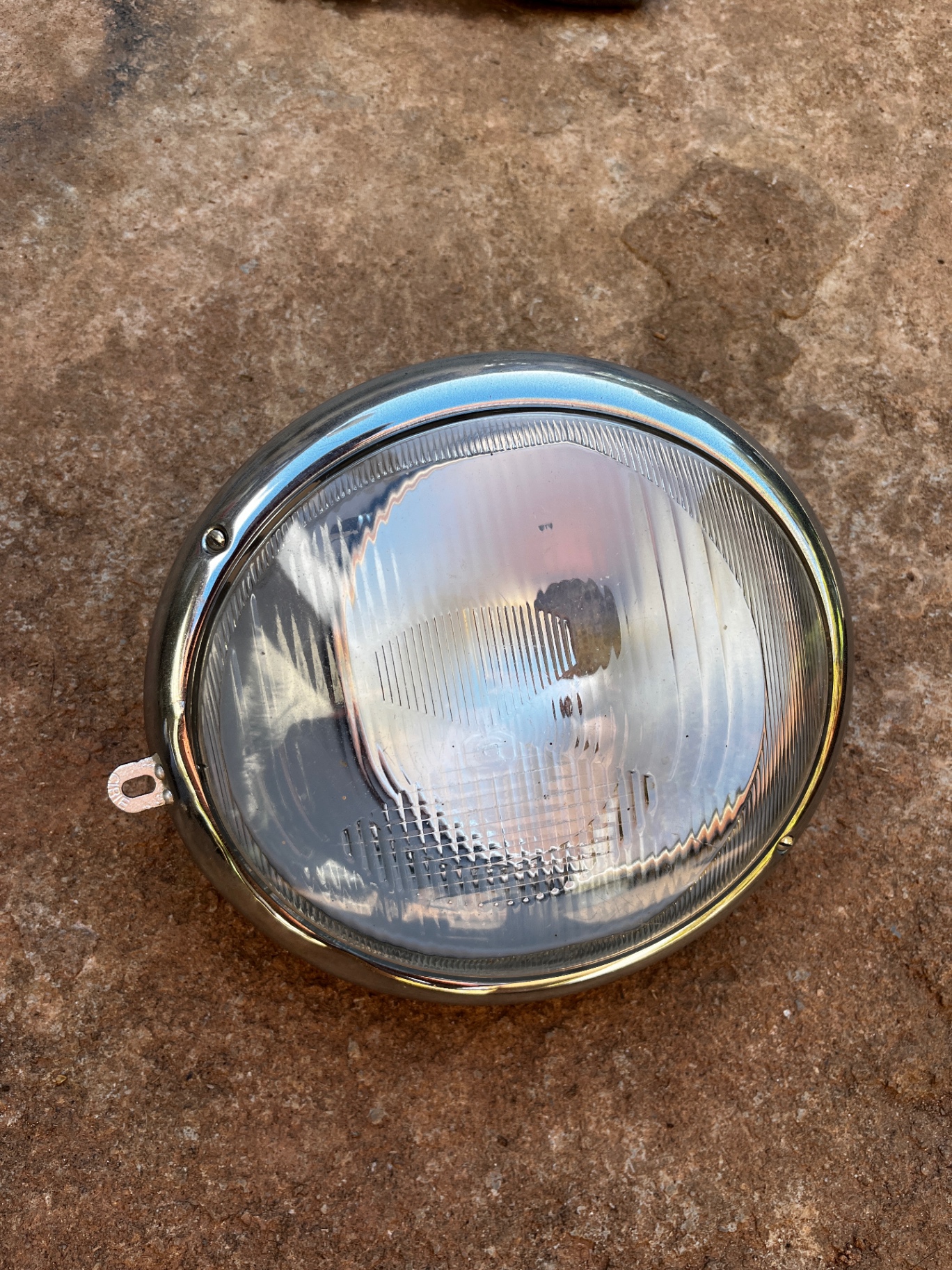 Farol olho de boi kombi