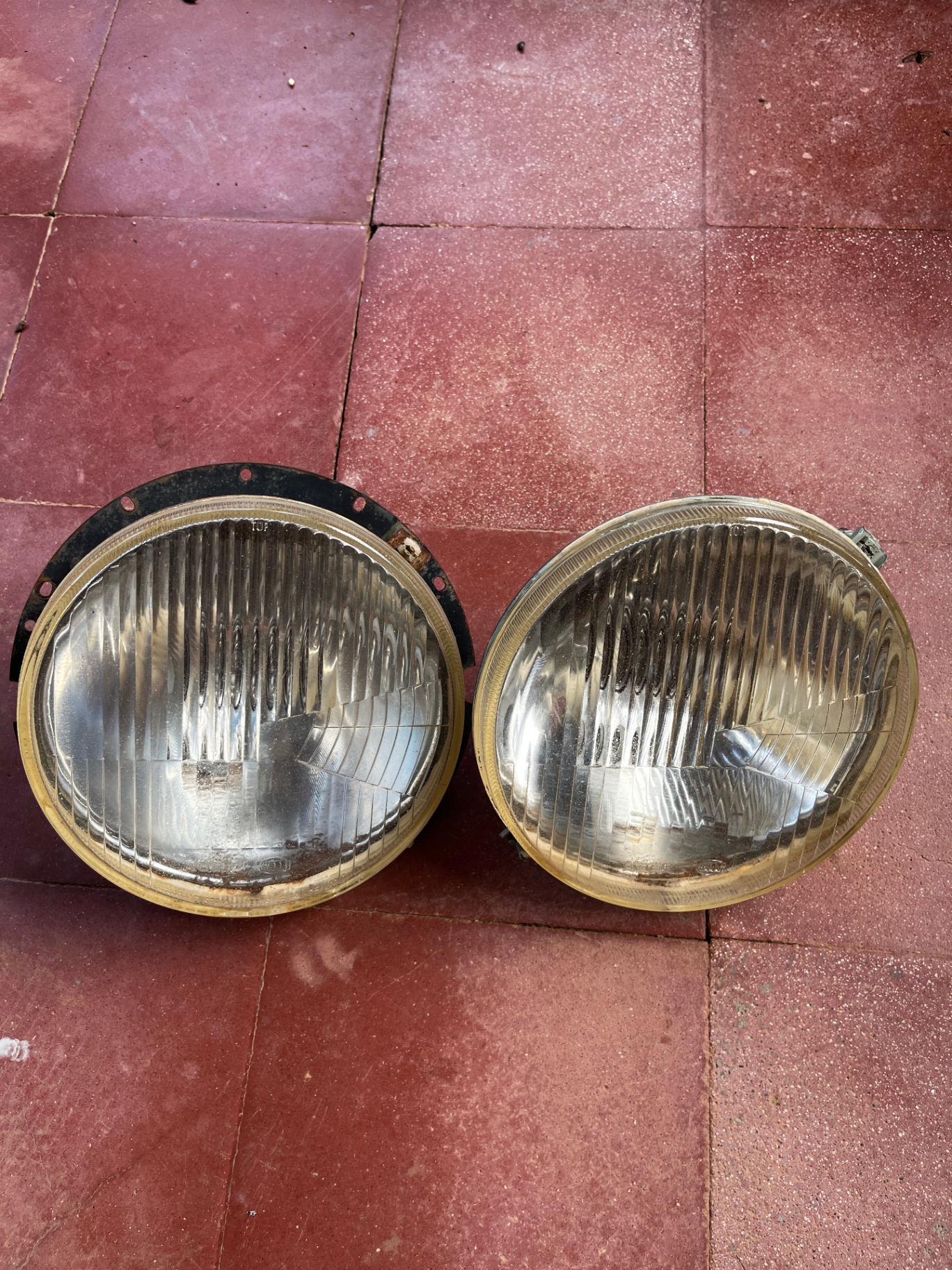 Farol reto