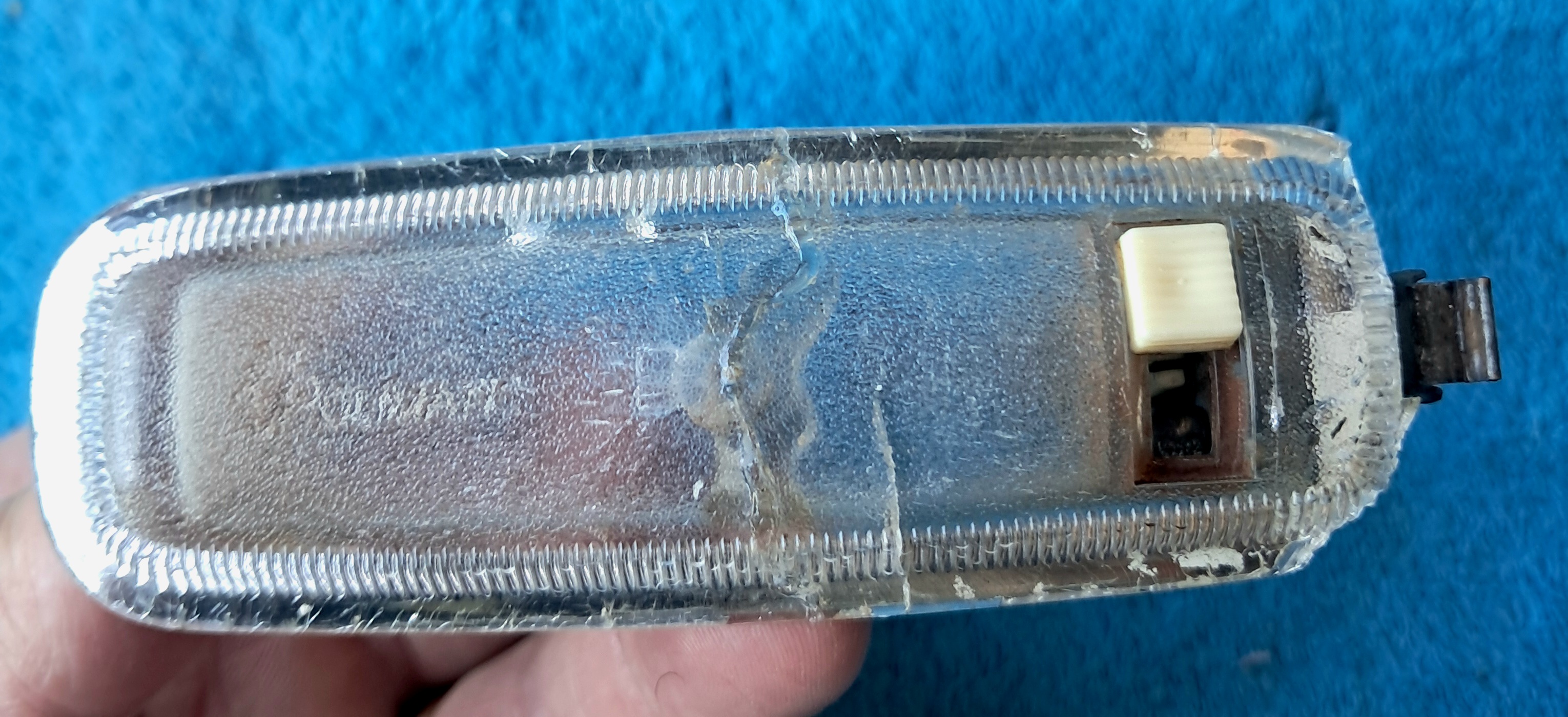 Luz de cortesia Fuscão 70/73