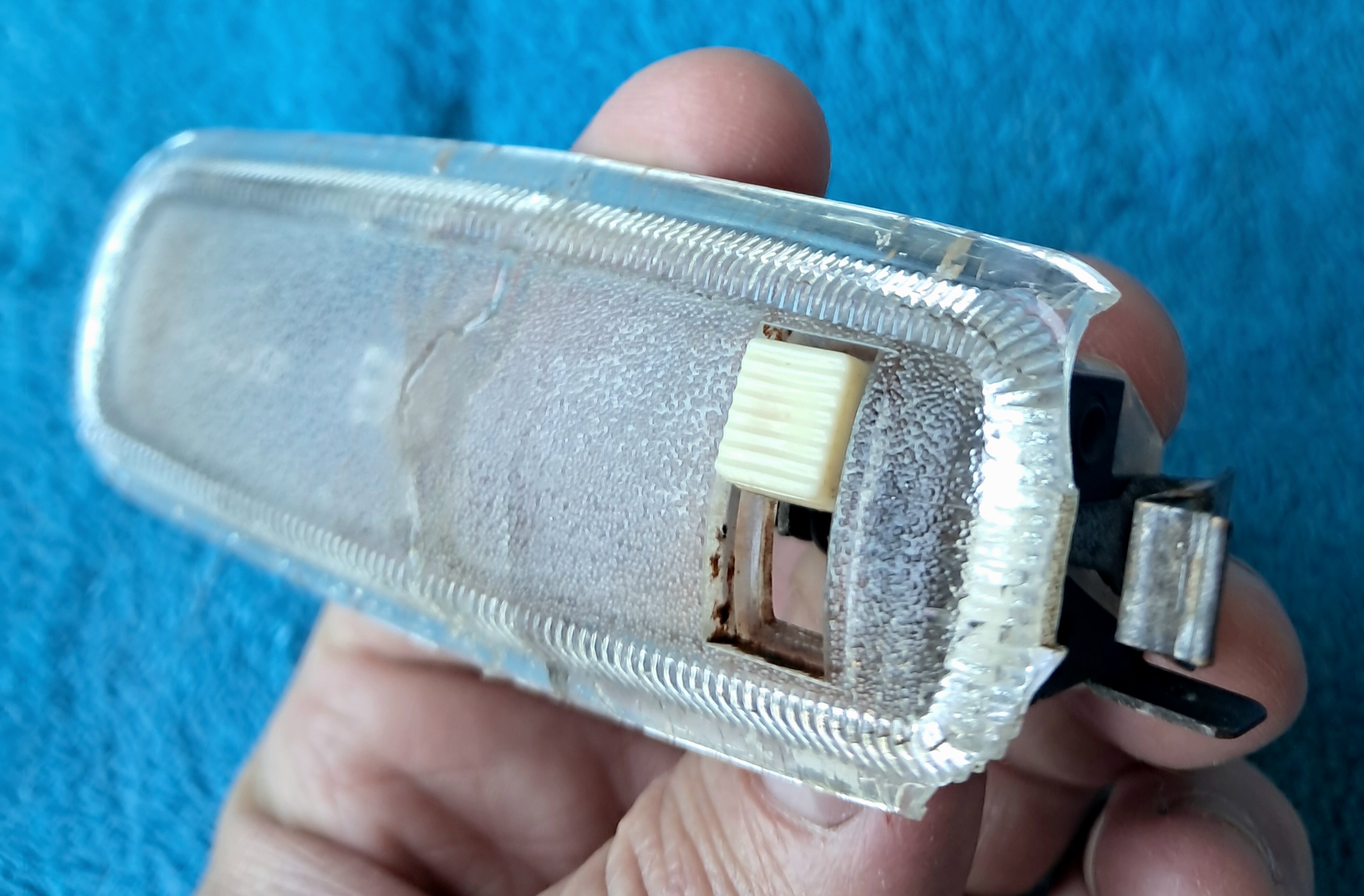 Luz de cortesia Fuscão 70/73 — foto 4