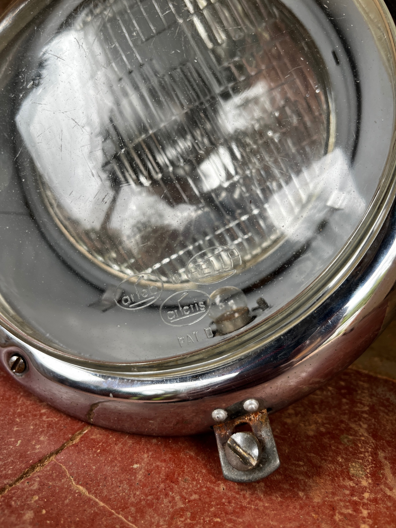 Farol olho de boi Arteb hella — foto 2